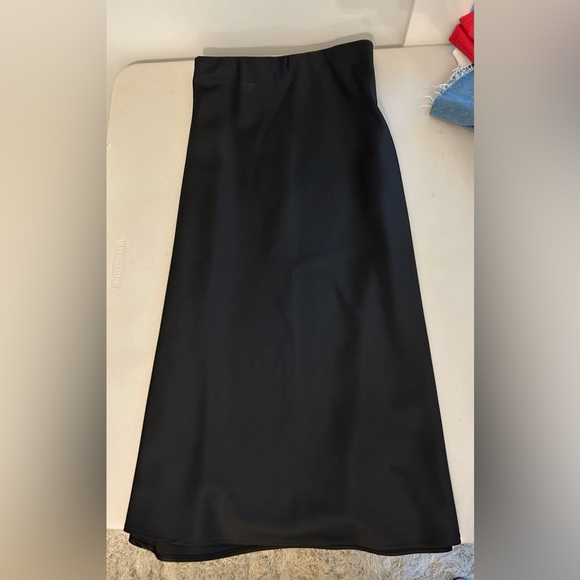 The Drop Black Silky Midi Skirt - Picture 2 of 3
